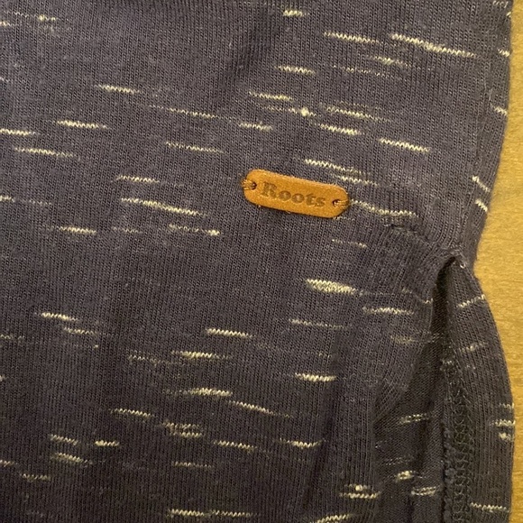 Roots Canada navy heathered short sleeve blouse‎ size S - Picture 2 of 4